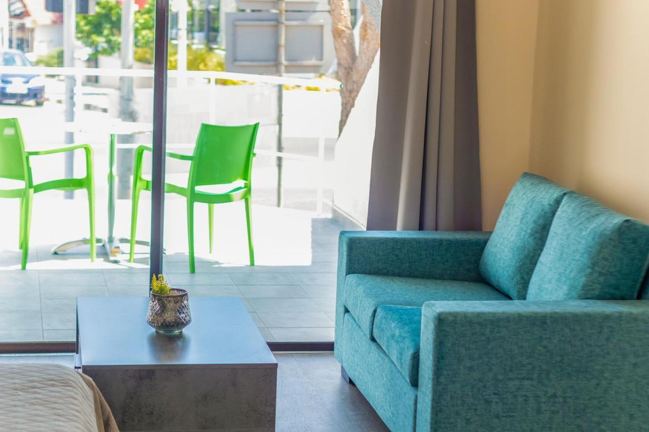 Leucolla Hill & Sea Apartment Протарас Екстериор снимка