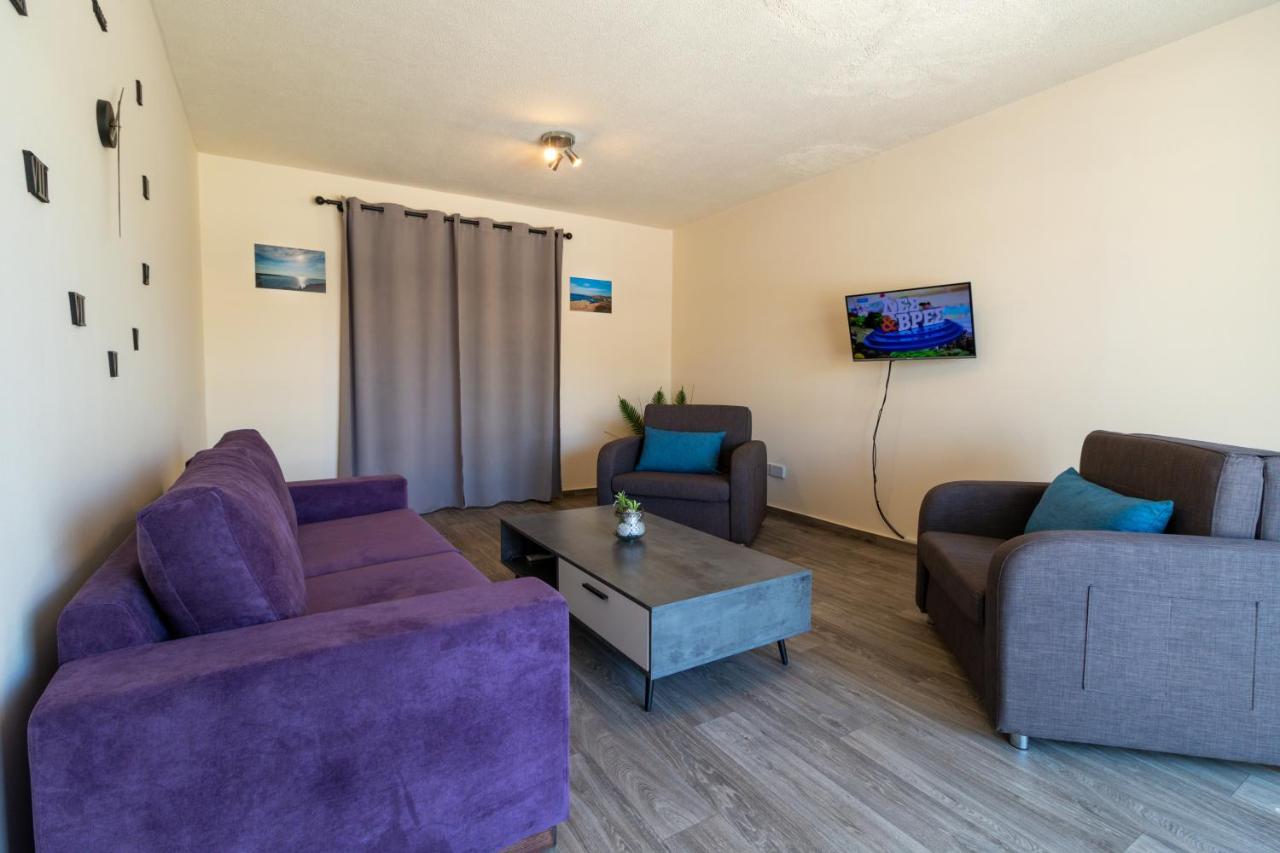 Leucolla Hill & Sea Apartment Протарас Екстериор снимка