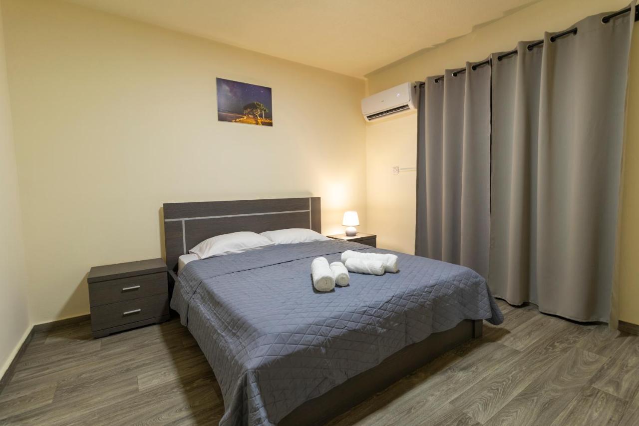 Leucolla Hill & Sea Apartment Протарас Екстериор снимка