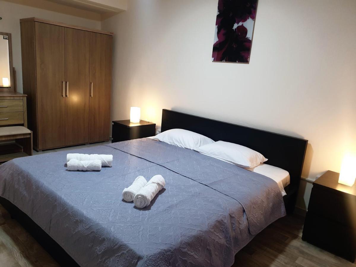 Leucolla Hill & Sea Apartment Протарас Екстериор снимка