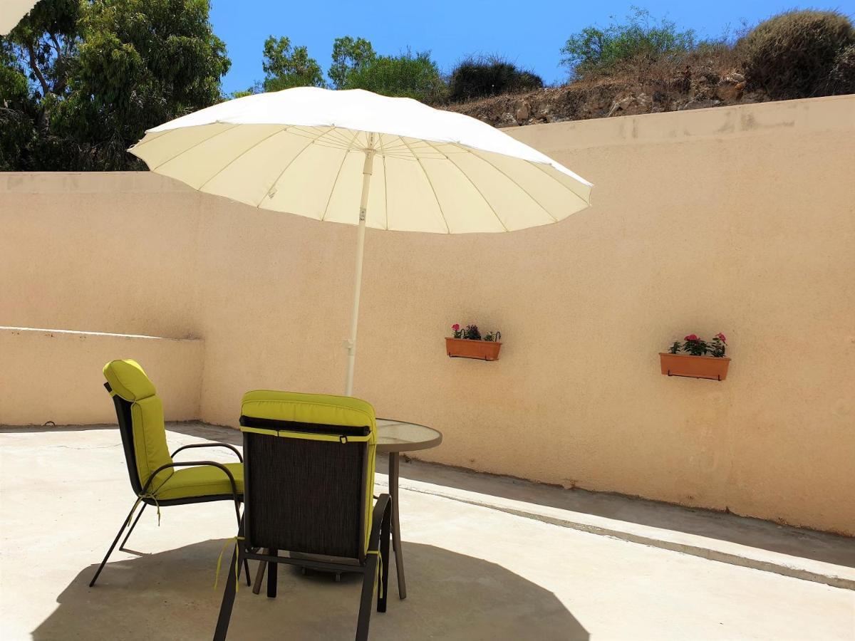 Leucolla Hill & Sea Apartment Протарас Екстериор снимка