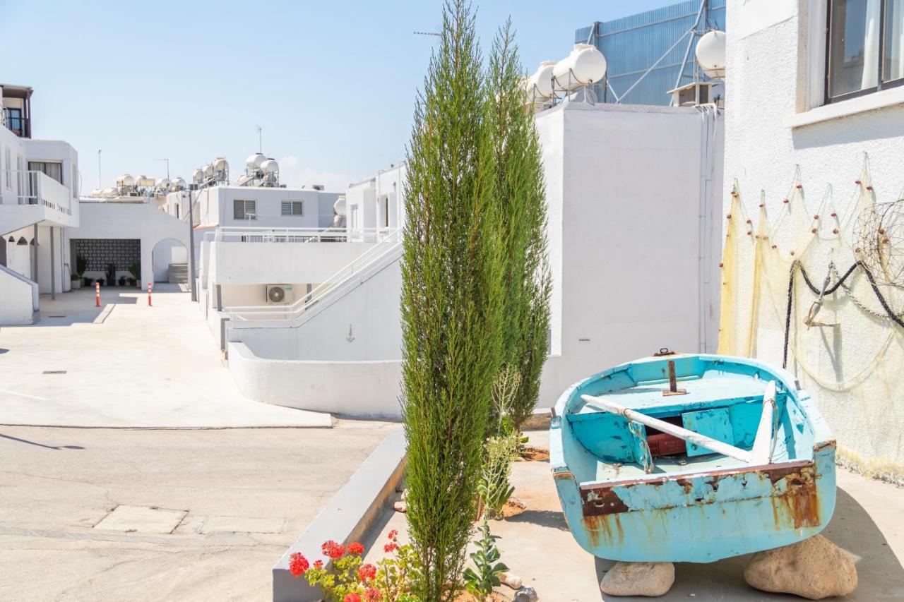 Leucolla Hill & Sea Apartment Протарас Екстериор снимка