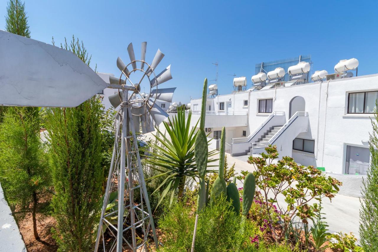Leucolla Hill & Sea Apartment Протарас Екстериор снимка