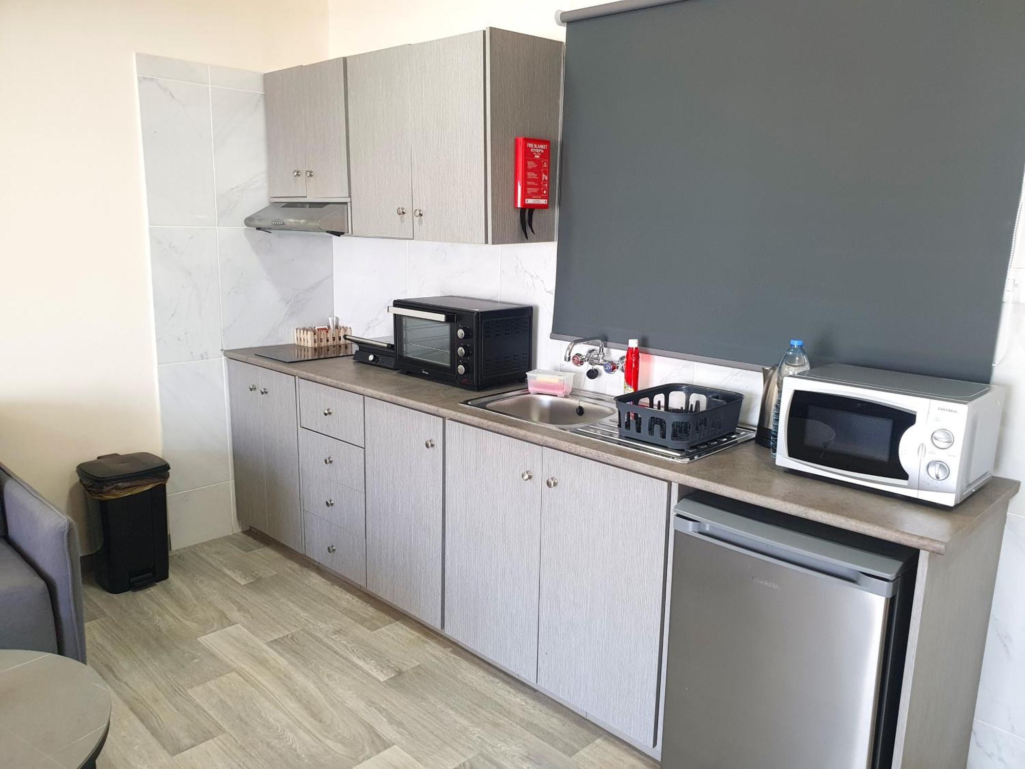 Leucolla Hill & Sea Apartment Протарас Екстериор снимка