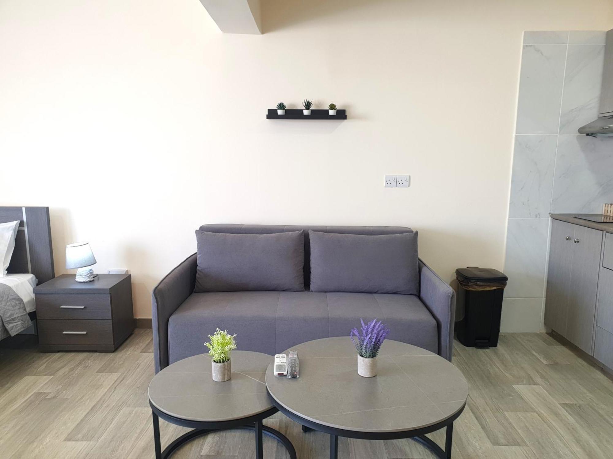 Leucolla Hill & Sea Apartment Протарас Екстериор снимка