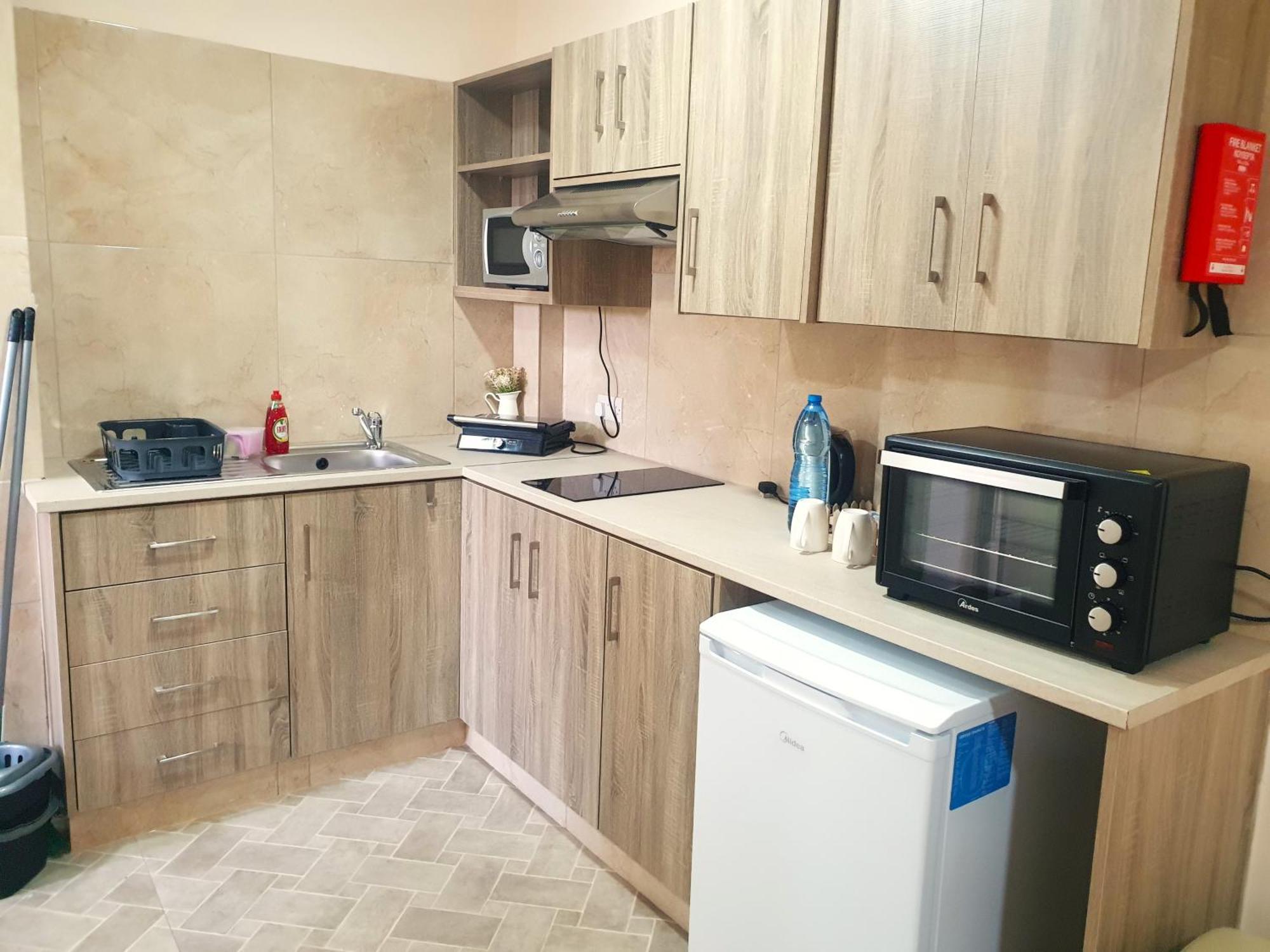 Leucolla Hill & Sea Apartment Протарас Екстериор снимка